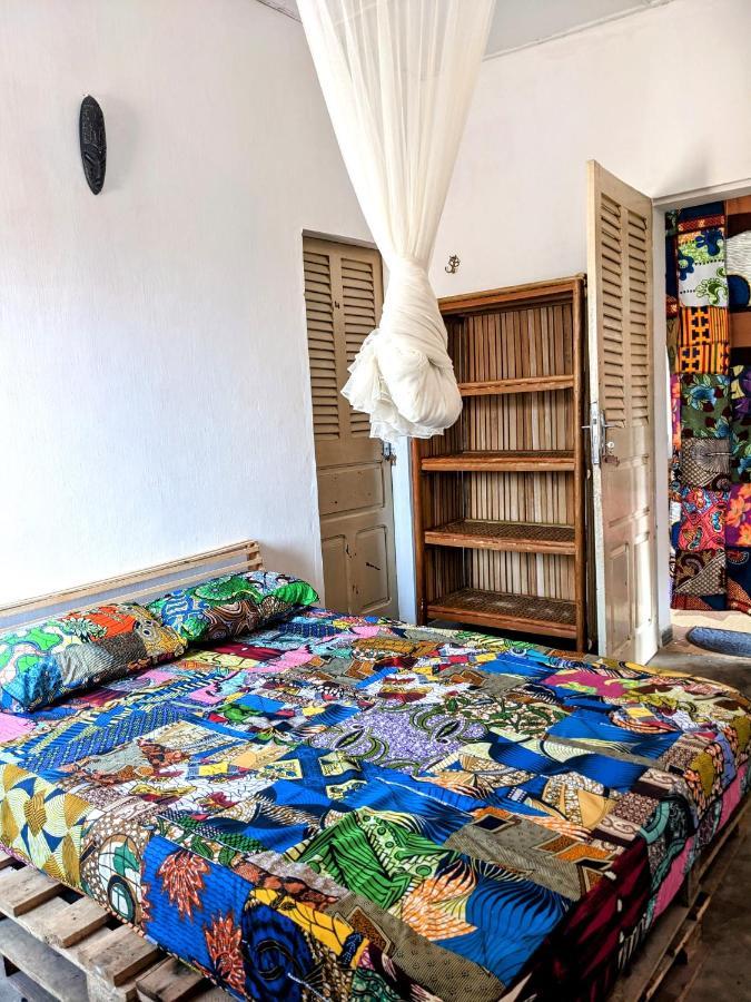Chambres D'Hotes - Chez Mama Sedjro Porto-Novo Exteriör bild