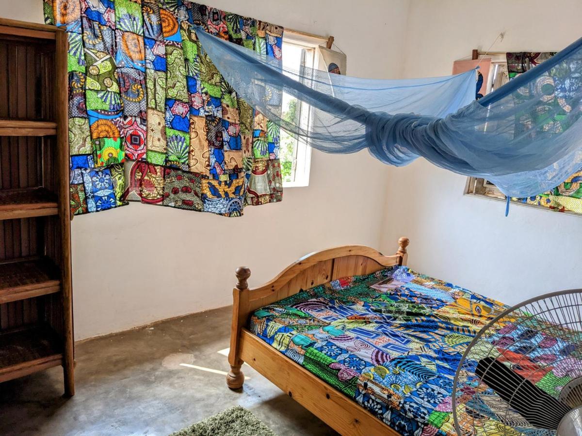 Chambres D'Hotes - Chez Mama Sedjro Porto-Novo Exteriör bild